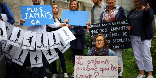 Procès Le Scouarnec : l’ex-chirurgien condamné à vingt ans de réclusion criminelle pour violences sexuelles sur 299 victimes