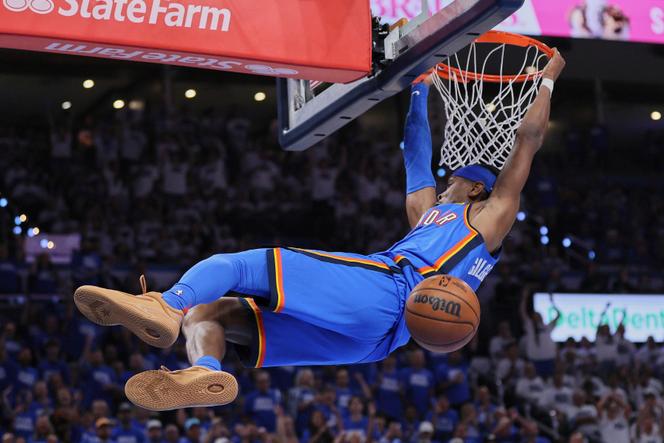 Le meneur du Thunder d’Oklahoma City, Shai Gilgeous-Alexander, meilleur joueur de la saison régulière de NBA, lors du match cinq de la finale de la Conférence Ouest face aux Minnesota Timberwolves, à Oklahoma City, le 28 mai 2025.