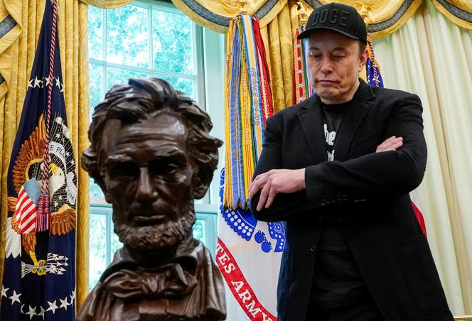 Elon Musk dans le bureau Ovale de la Maison Blanche, à Washington, le 30 mai 2025.