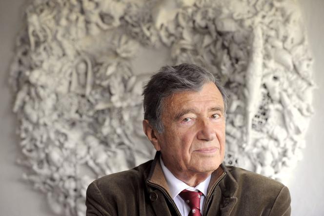 Le médecin et biochimiste Etienne-Emile Baulieu, à l’hôpital du Kremlin-Bicêtre (Val-de-Marne), le 2 octobre 2008.