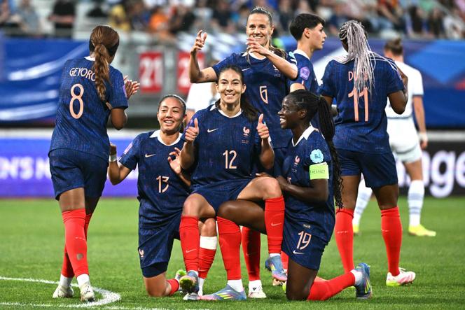 Clara Matéo (numéro 12) a inscrit un but et offert une passe décisive, lors de la victoire des Bleues contre la Suisse, au stade Marcel-Picot, à Nancy, le 30 mai 2025.