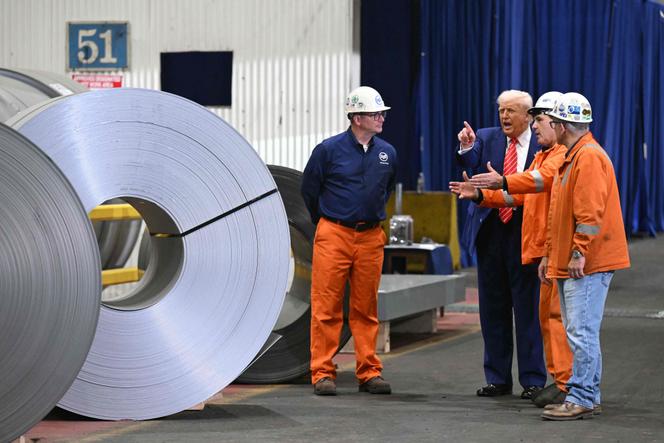 Donald Trump lors d’une visite dans une aciérie à West Mifflin, en Pennsylvanie, le 30 mai 2025.