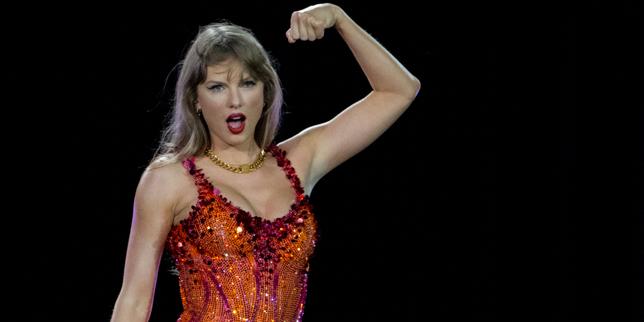 Taylor Swift buys back the rights to her first six albums