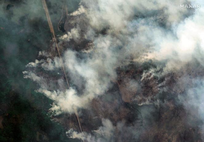 Image satellite du Shoe Fire près de Little Bear Lake, dans la Saskatchewan, dans le centre du Canada, le 30 mai 2025.