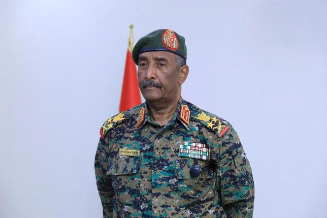 Le chef de l’armée soudanaise et dirigeant de facto du pays, le général Abdel Fattah Abdelrahman Al-Bourhane,  à Port-Soudan, le 31 mai 2025. 