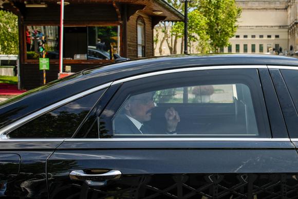 Le directeur du renseignement national turc, Ibrahim Kalin, arrive au palais Çiragan, à Istanbul, le 2 juin 2025.