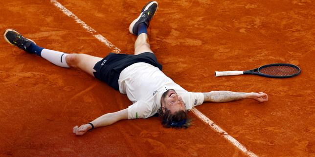 Roland Garros 2025 : Alexander Bublik, l’électron libre à l’assaut du « robot » Jannik Sinner