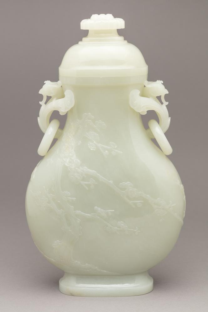 Vase en jade, dynastie Qing.
