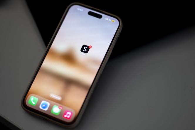 L’application d’e-commerce Shein sur un téléphone portable, à Paris, le 3 juin 2025.