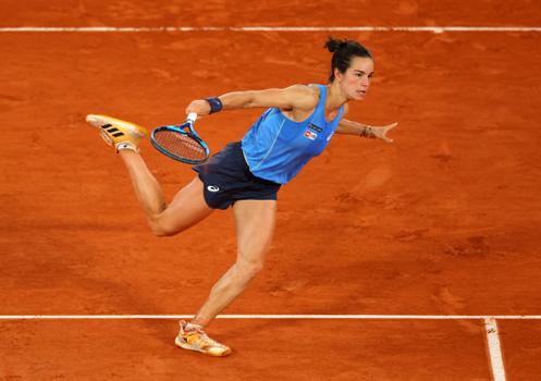 French Open 2025: Loïs Boisson continues her dream Roland-Garros and