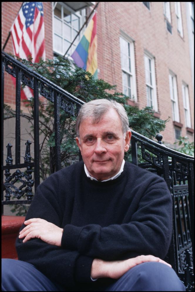 L’écrivain Edmund White à New York, le 28 février 2000.