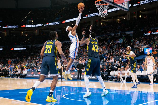 Le meneur canadien de l’Oklahoma City Thunder, Shai Gilgeous-Alexander, lors d’un match face aux Indiana Pacers, le 29 mars 2025 à Oklahoma City (Etats-Unis).