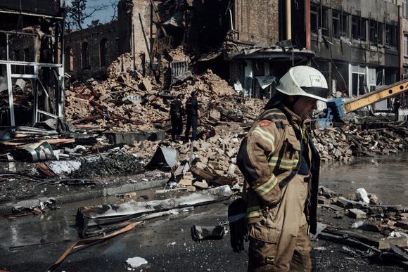 En Kyiv, el día después del ataque ruso, el 6 de junio de 2025.