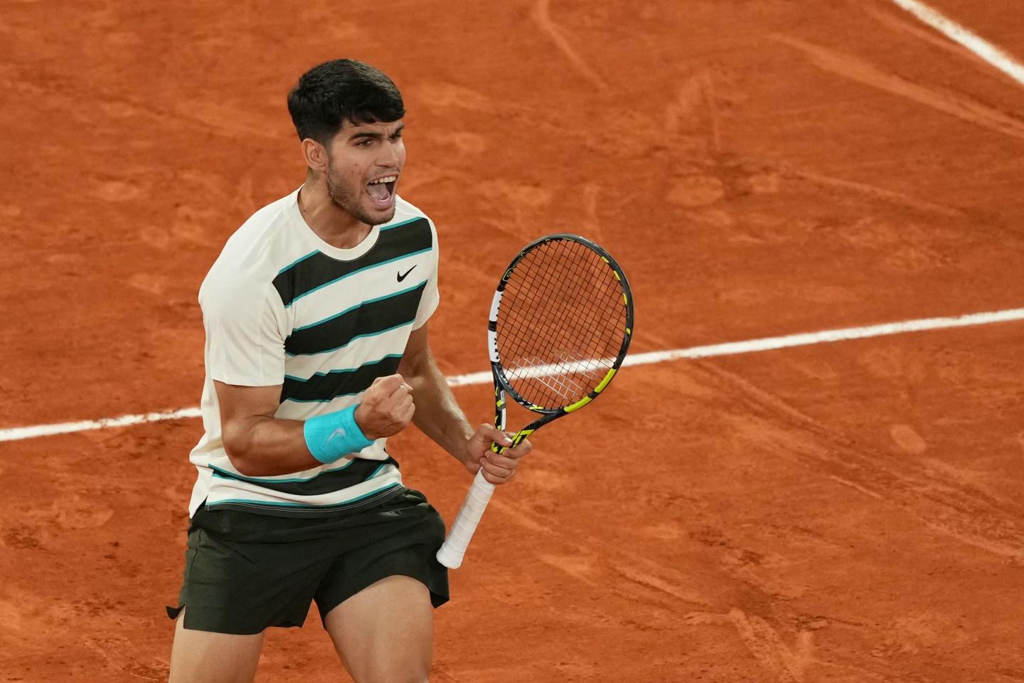 French Open: Carlos Alcaraz advances to final after Lorenzo Musetti retires injured