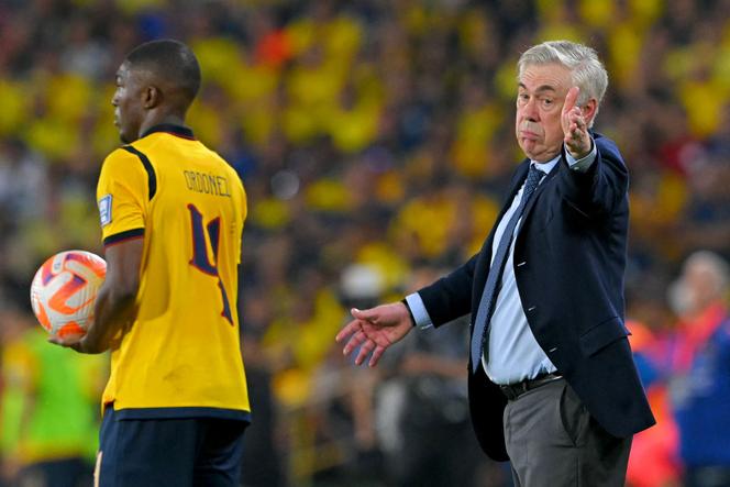 كارلو أنشيلوتي يكتفي بنتيجة تعادل خجولة (0-0) في بدايته مع منتخب البرازيل 2 أنشيلوتي خلال أول مباراة له كمدرب لمنتخب البرازيل