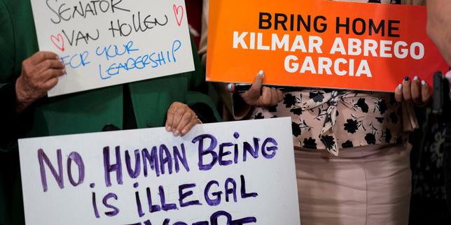 Wrongly deported Salvadoran migrant arrested on return to US, faces charges related to human smuggling