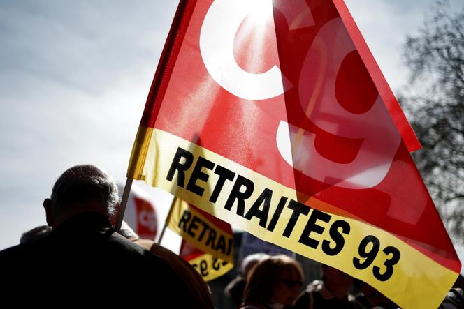Durante uma demonstração para, em particular, a reavaliação de pensões de pensão, em Paris, em 20 de março de 2025.
