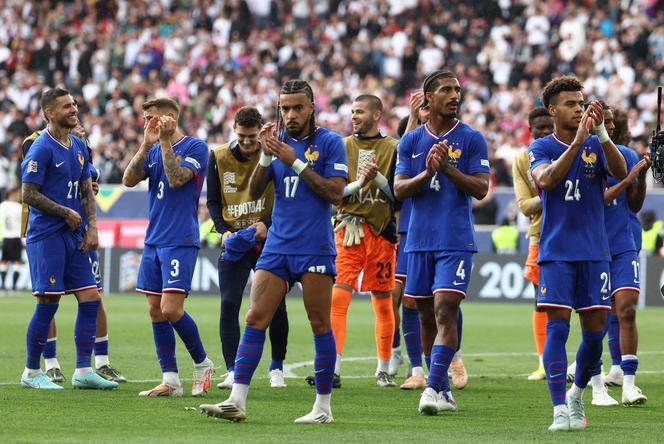 Les joueurs de l’équipe de France après leur victoire contre l’Allemagne en Ligue des nations à Stuttgart, le 8 juin 2025.