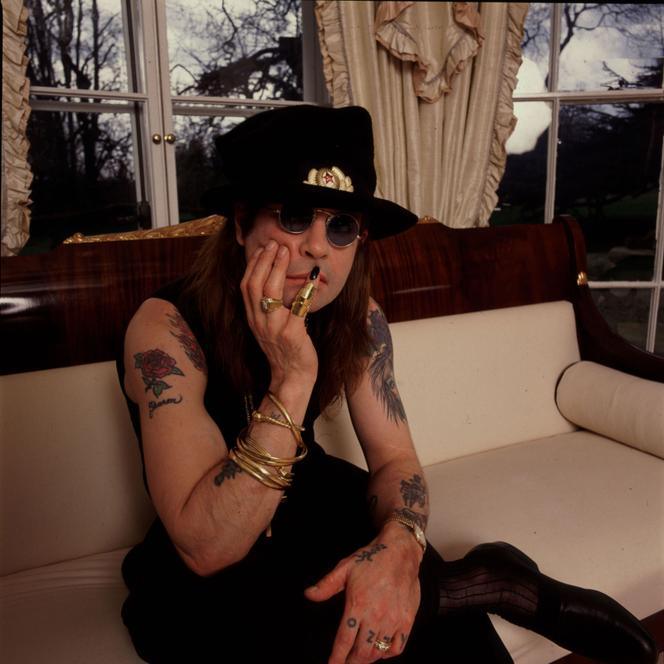 Ozzy Osbourne chez lui, à Londres, en 1991.