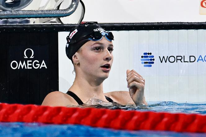La nageuse canadienne Summer McIntosh, après une compétition à Budapest, le 12 décembre 2024.