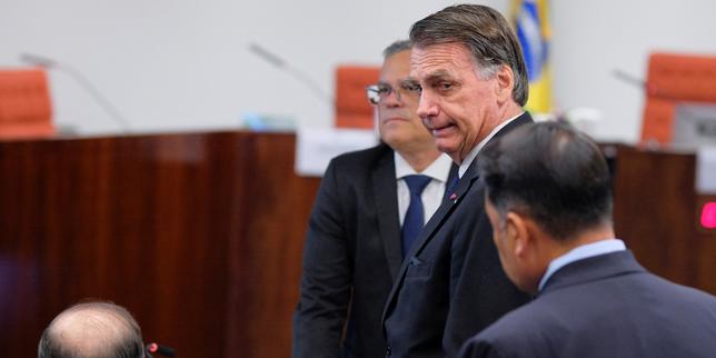 Brésil : jugé pour tentative de coup d’Etat en 2023, l’ancien président Jair Bolsonaro reconnaît avoir tenté de conserver le pouvoir thumbnail