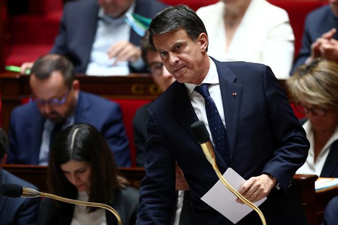 Le ministre des outre-mer, Manuel Valls, à l’Assemblée nationale, à Paris, le 10 juin 2025.