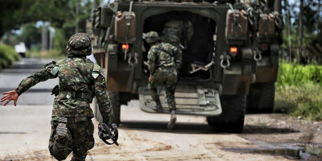 Colombia hit with wave of bombings and gun attacks, leaving at least 4 dead