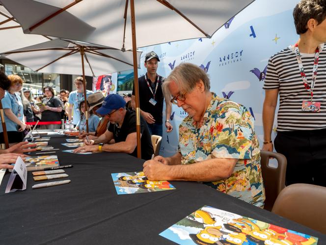 Matt Groening et l’équipe des Simpsons, à Annecy, le 10 juin 2025.