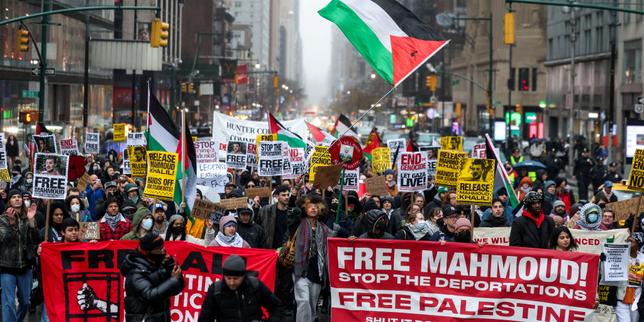 US judge extends detention of pro-Palestinian protest leader Mahmoud Khalil