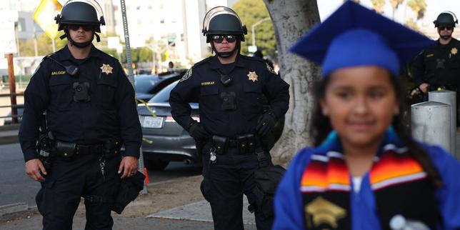 Nighttime curfew in LA as Trump vows to 'liberate' city
