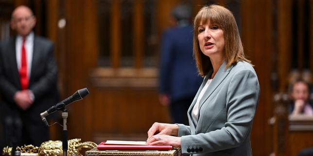 UK government injects health service with 'record' spending boost