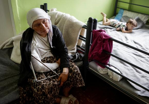 Margaryta Husakova, dans un centre de réfugiés, à Soumy, en Ukraine, le 12 juin 2025.
