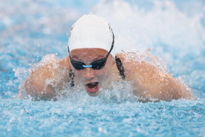 La nageuse canadienne Summer McIntosh, lors d’une course de 400 m 4 nages, le 7 mars 2025, à Westmont, dans l’Illinois (Etats-Unis).