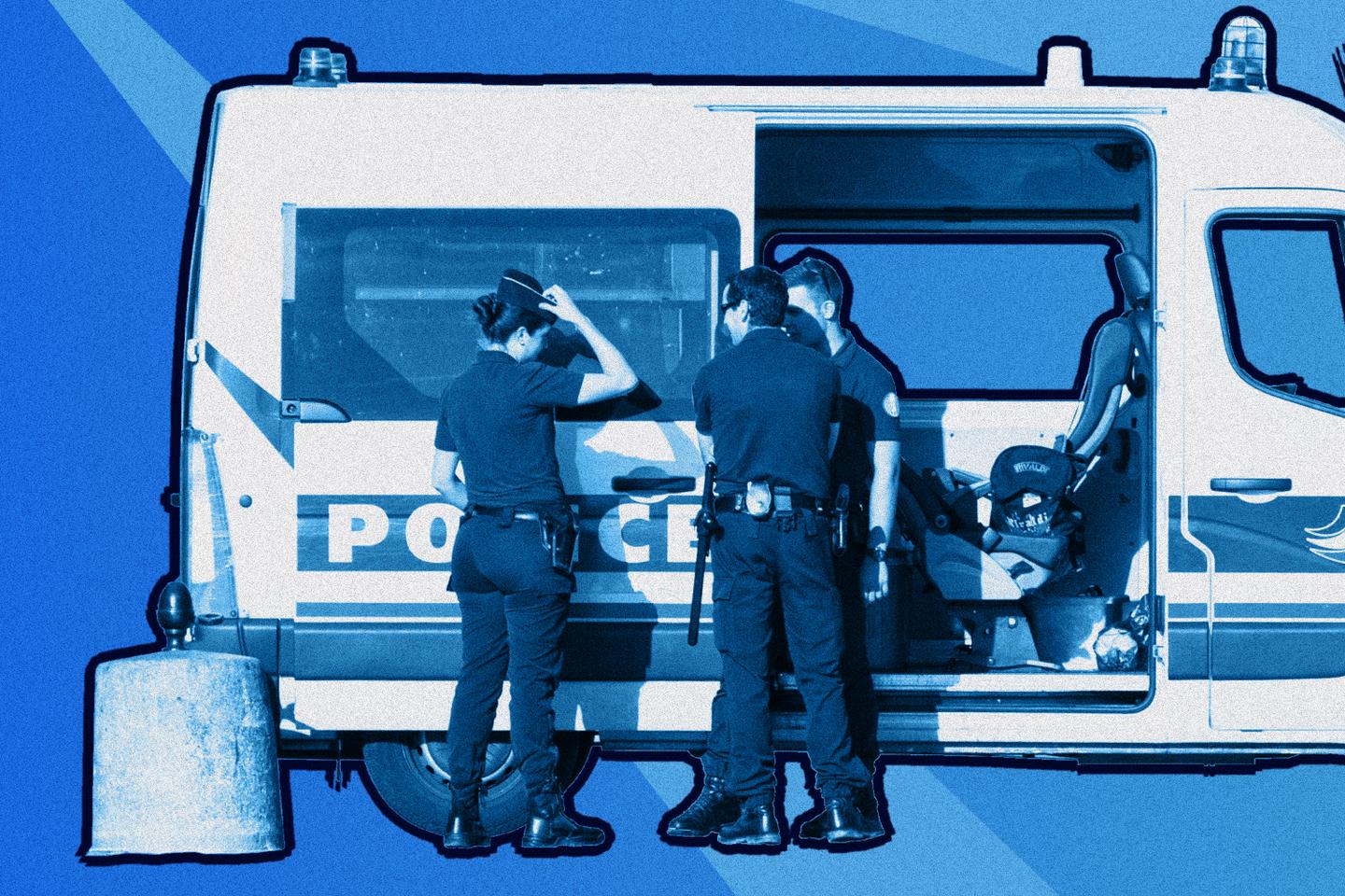 Après une plainte pour homophobie, la « cellule de déontologie » de la police devra enquêter sur sa propre hiérarchie