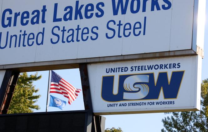 A l’extérieur de l’usine Great Lakes Works United States Steel, à River Rouge (Michigan), le 16 septembre 2024.