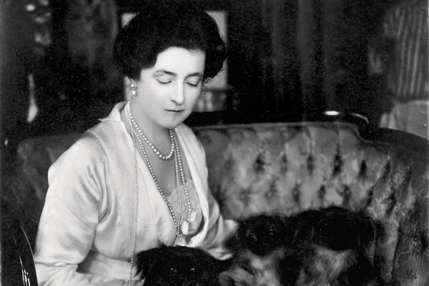 Lucy Duff Gordon, a free-spirited couturière erased by history