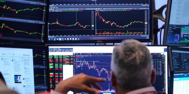 'Can robots beat the wolves of Wall Street?'