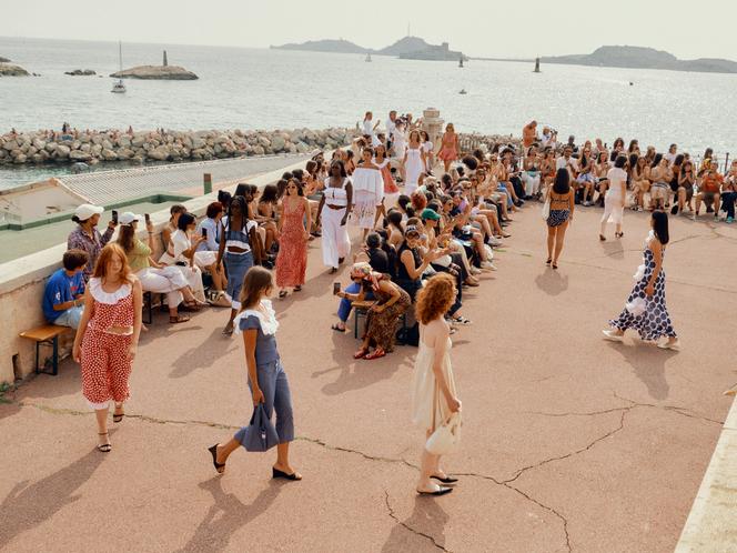 Le défilé Maison Cléo, dans le cadre de la Slow Fashion Week, à Marseille, le 9 juin 2025.