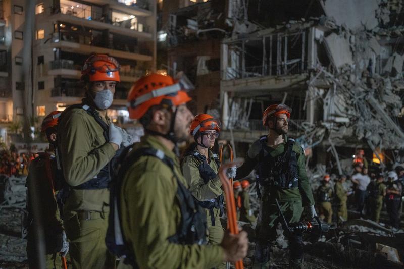 Israël a déjoué la riposte iranienne et poursuit son offensive militaire, en préparation depuis huit mois