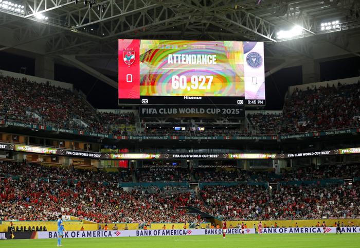 dcd8de7_ftp-import-images-1-q7hpq723xt2m-2025-06-15t015223z-443156638-up1el6f0579n9-rtrmadp-3-soccer-club-aly-mia.JPG
