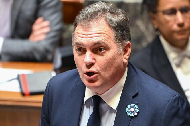Le ministre chargé des transports, Philippe Tabarot, s’exprime lors d’une séance de questions au gouvernement à l’Assemblée nationale, à Paris, le 6 mai 2025.