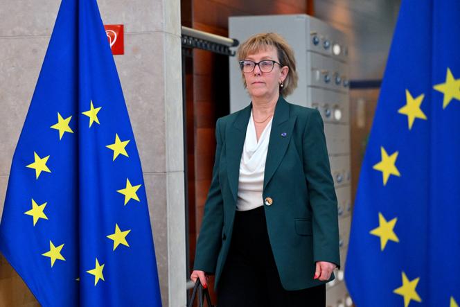 La commissaire européenne aux services financiers, Maria Luis Albuquerque, à Bruxelles, le 4 juin 2025.