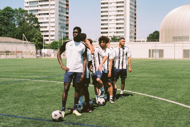 Image extraite de la série documentaire « Maintenant ou jamais : FC Montfermeil », d’Ousmane Ly.