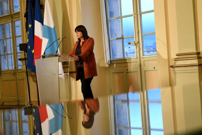 La maire de Marseille Michèle Rubirola annonce sa démission à Marseille, le 15 décembre 2020.