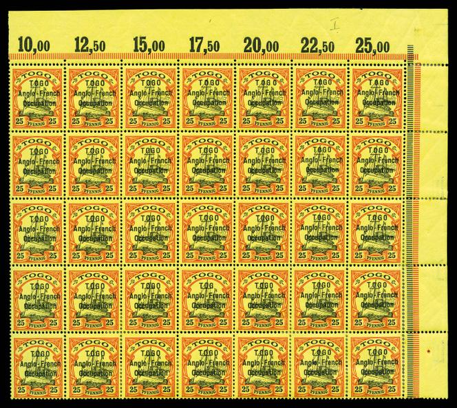 Togo, bloc de 35 exemplaires du 25 pfennig rouge et noir sur jaune (« TOGO/Anglo-French/Occupation »), avec une variété de surcharge sur l’un des timbres, « TOG » au lieu de « TOGO », 14 000 euros.