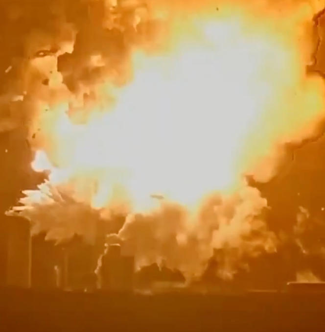 Explosão do Starship 36 Rocket of SpaceX, em Starbase, Texas, na noite de quarta -feira de 18 a quinta -feira, 19 de junho de 2025.