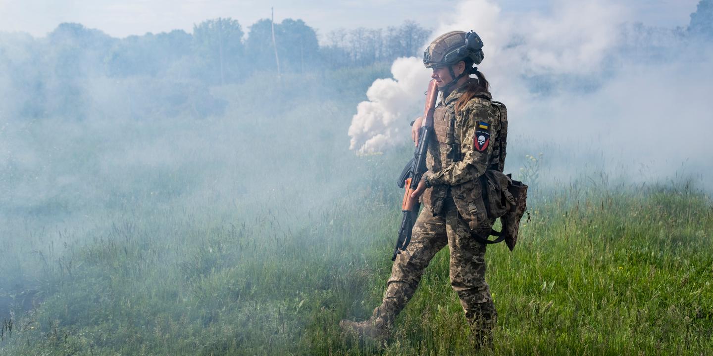 The young women enlisting in Ukraine's army: 'In the army, you have to show you've got balls!'