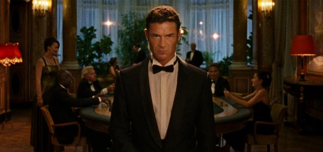 Fabio Testi (« Monsieur Diman ») dans « Reflet dans un diamant mort », d’Hélène Cattet et Bruno Forzani.