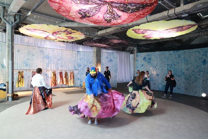 Vue de l’exposition « La fête intérieure ! » à la gare Saint-Sauveur, dans le cadre de « Fiesta », à Lille.