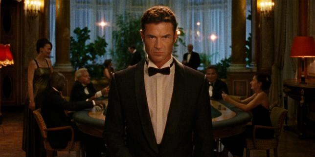 « Reflet dans un diamant mort », un bijou visuel qui déconstruit le film d’agent secret
